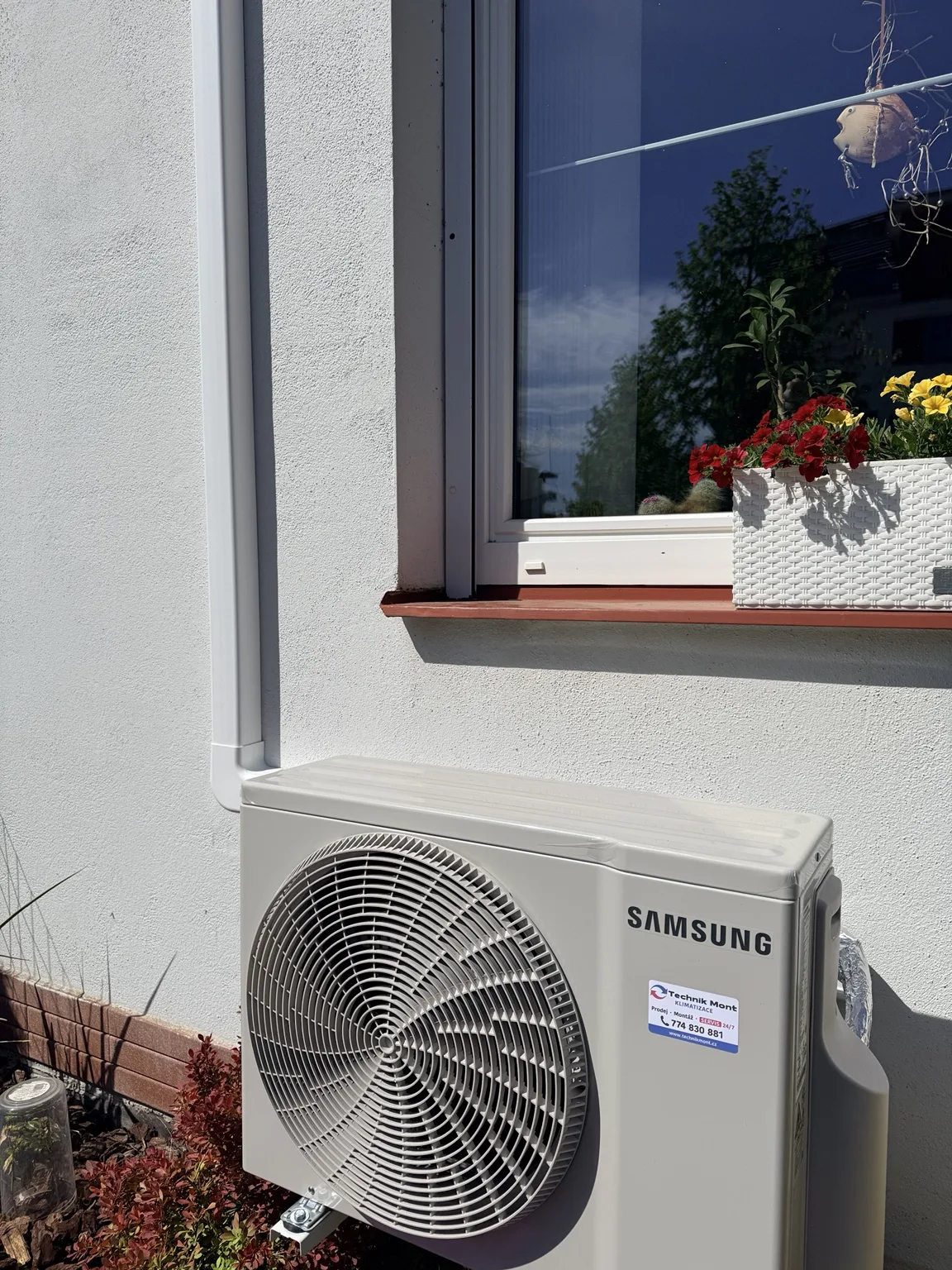 Vnitřní jednotka Samsung WindFree v rodinném domě Plzeň Vinice – TechnikMont, Radek Nejdl